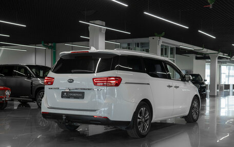 KIA Carnival III, 2019 год, 3 300 000 рублей, 4 фотография