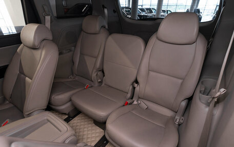 KIA Carnival III, 2019 год, 3 300 000 рублей, 13 фотография