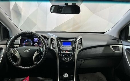 Hyundai i30 II рестайлинг, 2012 год, 999 000 рублей, 11 фотография