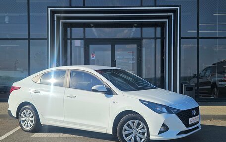 Hyundai Solaris II рестайлинг, 2020 год, 1 170 000 рублей, 3 фотография