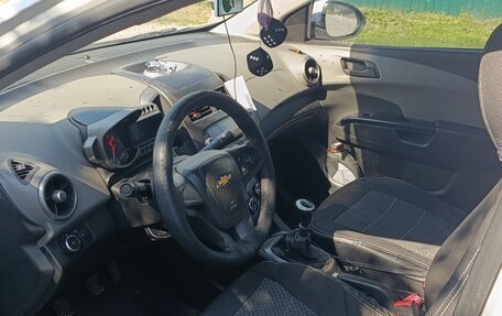Chevrolet Aveo III, 2013 год, 450 000 рублей, 5 фотография