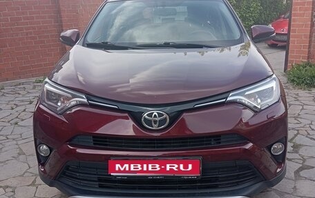 Toyota RAV4, 2016 год, 2 600 000 рублей, 1 фотография