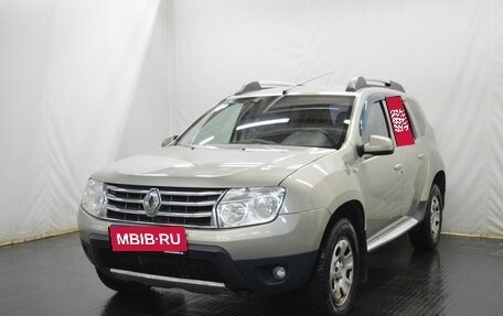 Renault Duster I рестайлинг, 2014 год, 858 000 рублей, 1 фотография