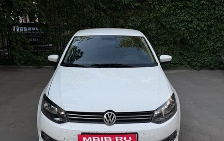 Volkswagen Polo VI (EU Market), 2012 год, 630 000 рублей, 1 фотография