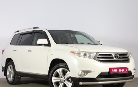 Toyota Highlander III, 2012 год, 1 959 000 рублей, 1 фотография
