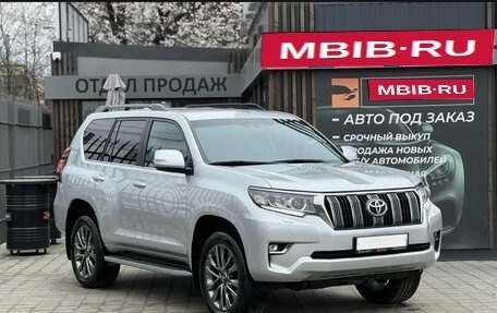 Toyota Land Cruiser Prado 150 рестайлинг 2, 2018 год, 4 550 000 рублей, 1 фотография