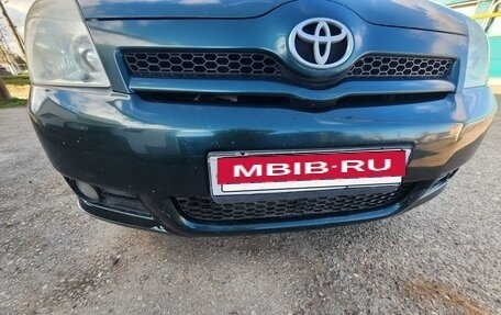 Toyota Corolla Verso I, 2006 год, 550 000 рублей, 12 фотография