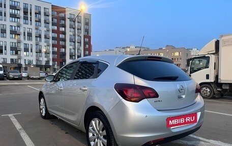 Opel Astra J, 2011 год, 770 000 рублей, 6 фотография