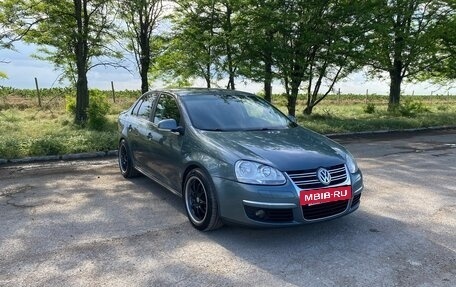 Volkswagen Jetta VI, 2008 год, 750 000 рублей, 3 фотография