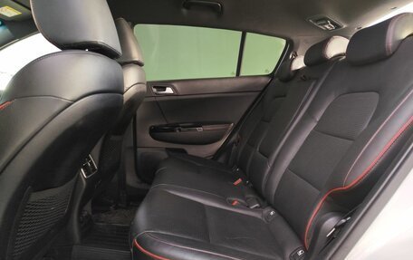 KIA Sportage IV рестайлинг, 2019 год, 2 550 000 рублей, 15 фотография