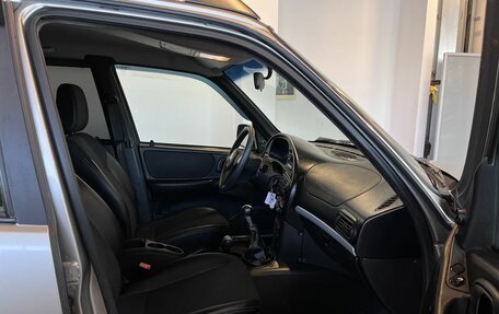 Chevrolet Niva I рестайлинг, 2015 год, 475 000 рублей, 26 фотография