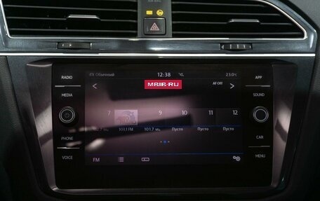 Volkswagen Tiguan II, 2017 год, 2 399 000 рублей, 16 фотография