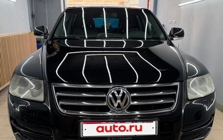 Volkswagen Touareg III, 2005 год, 900 000 рублей, 1 фотография