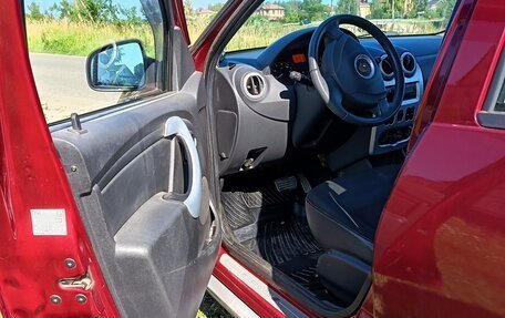 Renault Sandero I, 2012 год, 680 000 рублей, 4 фотография