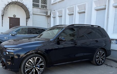 BMW X7, 2023 год, 17 000 000 рублей, 3 фотография