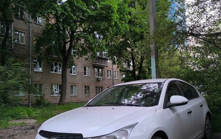 Chevrolet Cruze II, 2014 год, 600 000 рублей, 3 фотография