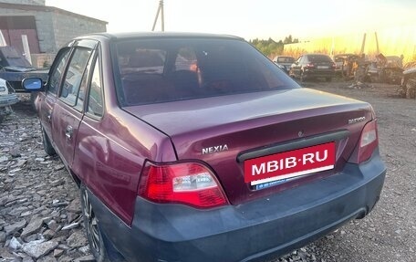 Daewoo Nexia I рестайлинг, 2009 год, 75 000 рублей, 4 фотография
