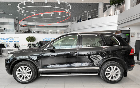 Volkswagen Touareg III, 2011 год, 1 750 000 рублей, 10 фотография