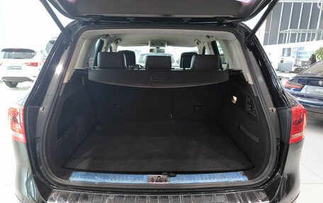 Volkswagen Touareg III, 2011 год, 1 750 000 рублей, 12 фотография