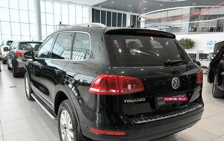 Volkswagen Touareg III, 2011 год, 1 750 000 рублей, 8 фотография
