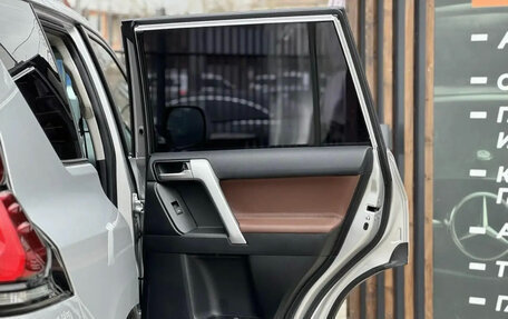 Toyota Land Cruiser Prado 150 рестайлинг 2, 2018 год, 4 550 000 рублей, 19 фотография