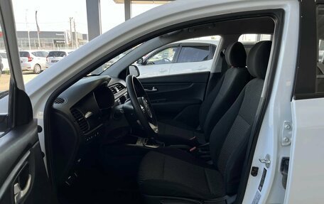 KIA Rio IV, 2019 год, 1 099 900 рублей, 10 фотография