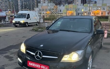 Mercedes-Benz C-Класс, 2011 год, 1 250 000 рублей, 6 фотография