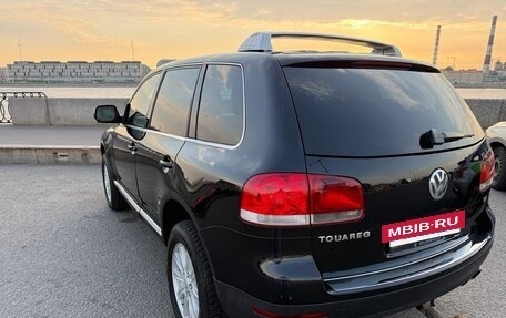 Volkswagen Touareg III, 2005 год, 900 000 рублей, 21 фотография