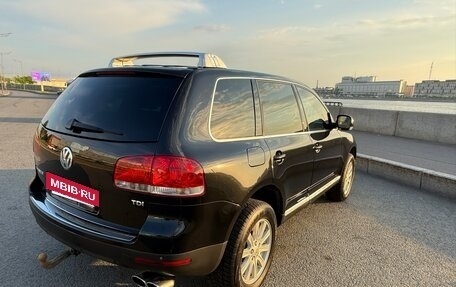 Volkswagen Touareg III, 2005 год, 900 000 рублей, 13 фотография