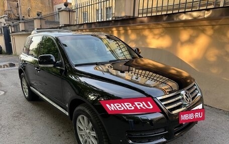 Volkswagen Touareg III, 2005 год, 900 000 рублей, 11 фотография