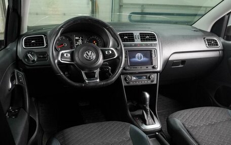 Volkswagen Polo VI (EU Market), 2019 год, 1 334 000 рублей, 6 фотография