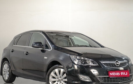 Opel Astra J, 2012 год, 869 000 рублей, 1 фотография