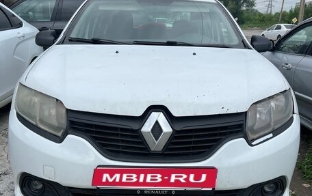 Renault Logan II, 2017 год, 250 000 рублей, 1 фотография
