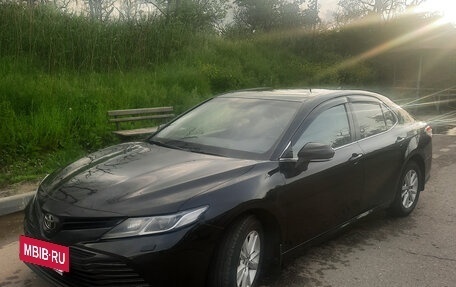 Toyota Camry, 2019 год, 2 350 000 рублей, 2 фотография