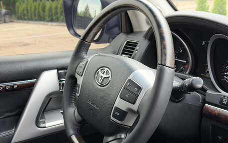Toyota Land Cruiser 200, 2013 год, 3 989 000 рублей, 20 фотография