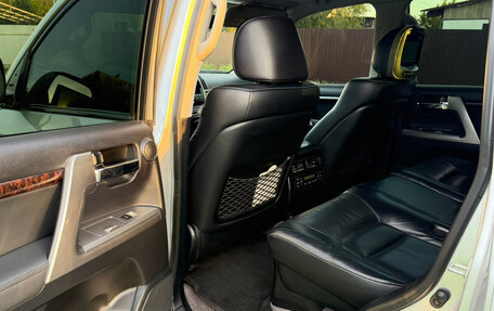Toyota Land Cruiser 200, 2013 год, 3 989 000 рублей, 21 фотография