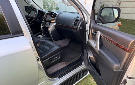 Toyota Land Cruiser 200, 2013 год, 3 989 000 рублей, 25 фотография