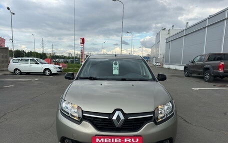 Renault Logan II, 2017 год, 649 000 рублей, 2 фотография
