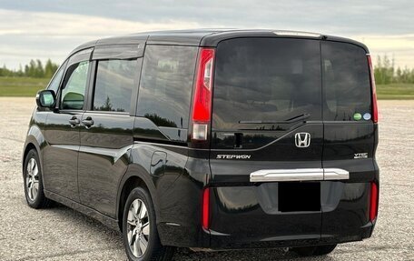 Honda Stepwgn IV, 2017 год, 1 470 000 рублей, 5 фотография