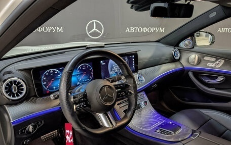 Mercedes-Benz E-Класс, 2022 год, 5 990 000 рублей, 15 фотография