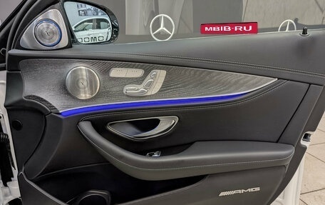 Mercedes-Benz E-Класс, 2022 год, 5 990 000 рублей, 25 фотография