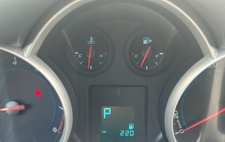 Chevrolet Cruze II, 2013 год, 710 000 рублей, 15 фотография