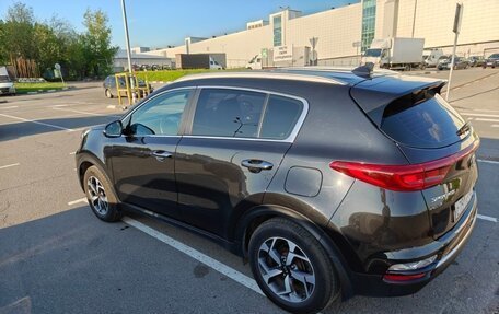 KIA Sportage IV рестайлинг, 2019 год, 2 090 000 рублей, 4 фотография