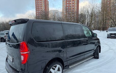 Hyundai Grand Starex Grand Starex I рестайлинг 2, 2020 год, 5 200 000 рублей, 8 фотография