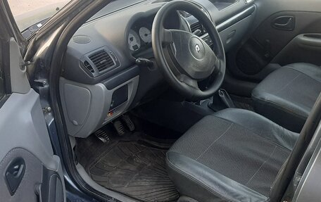 Renault Symbol I, 2006 год, 350 000 рублей, 18 фотография