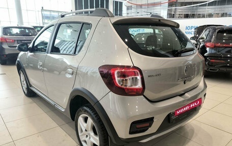 Renault Sandero II рестайлинг, 2017 год, 850 000 рублей, 11 фотография
