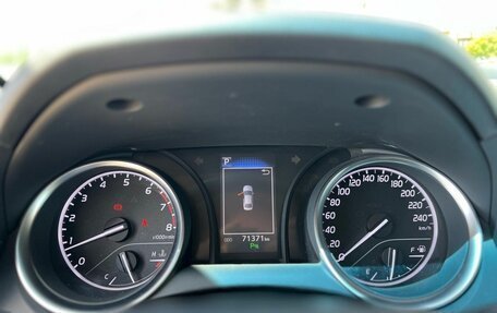 Toyota Camry, 2020 год, 2 950 000 рублей, 11 фотография