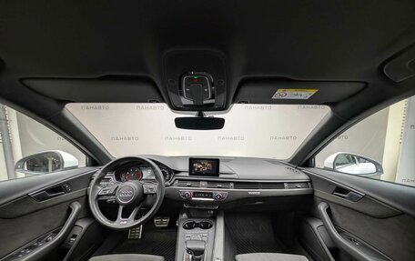 Audi A4, 2018 год, 3 197 000 рублей, 13 фотография