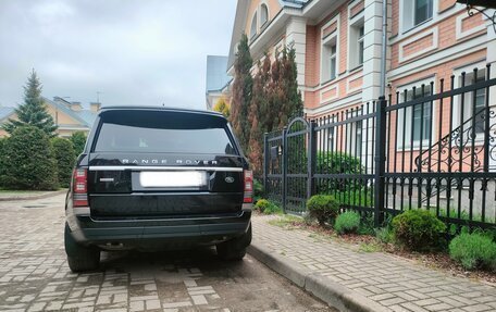 Land Rover Range Rover IV рестайлинг, 2016 год, 5 000 000 рублей, 3 фотография
