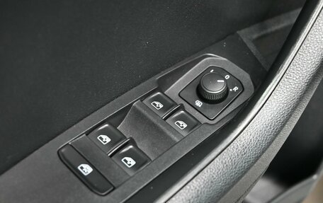 Skoda Karoq I, 2020 год, 2 750 000 рублей, 14 фотография